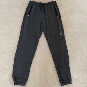 Gray men’s joggers